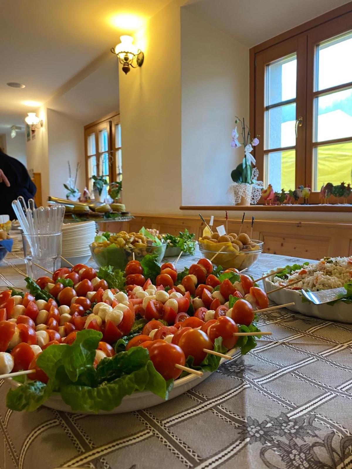 Hotel Aplis Оваро Екстериор снимка