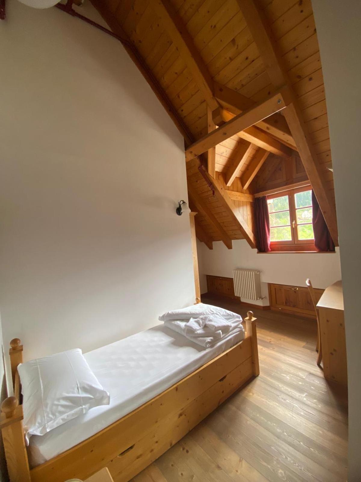 Hotel Aplis Оваро Екстериор снимка